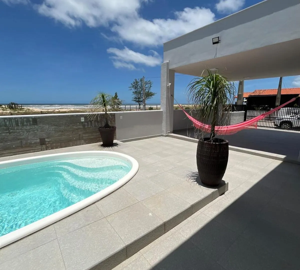 Villa Linda Casa With Pool 5 Minutes From The Airport Jaguaruna